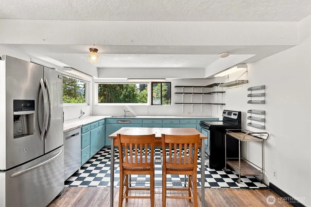 205 Maple Hill Road Kelso, WA 98626