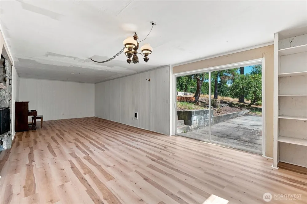 205 Maple Hill Road Kelso, WA 98626