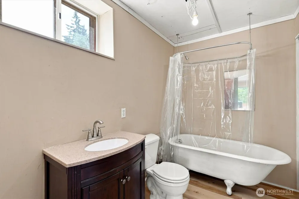 205 Maple Hill Road Kelso, WA 98626