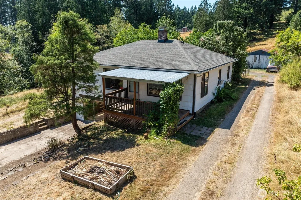 205 Maple Hill Road Kelso, WA 98626