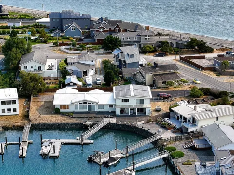 3787 Oceanside Drive