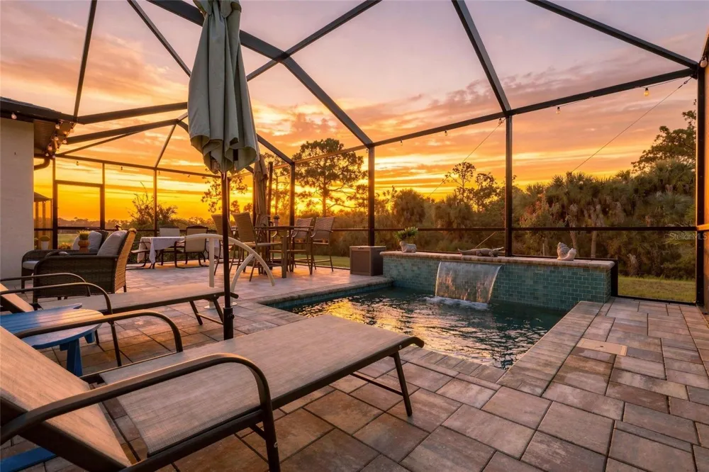 152 LAZY SHORE DRIVE Nokomis, FL 34275