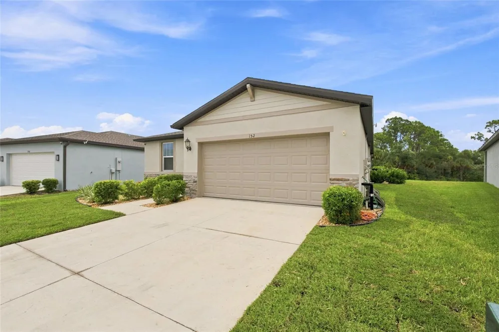 152 LAZY SHORE DRIVE Nokomis, FL 34275