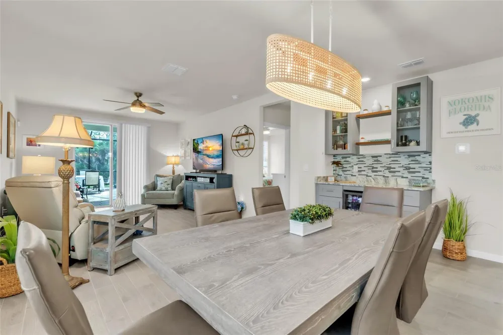 152 LAZY SHORE DRIVE Nokomis, FL 34275