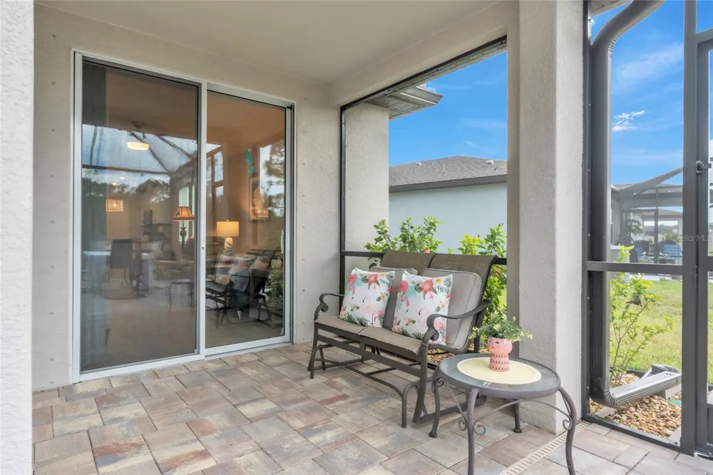 152 LAZY SHORE DRIVE Nokomis, FL 34275