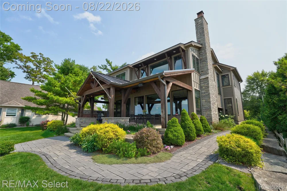 13500 ENID BOULEVARD Fenton Charter Township, MI 48430