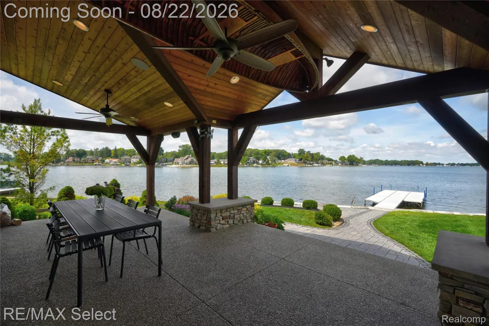 13500 ENID BOULEVARD Fenton Charter Township, MI 48430