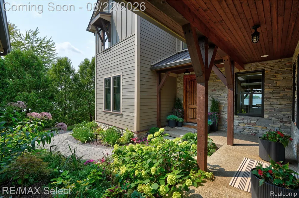 13500 ENID BOULEVARD Fenton Charter Township, MI 48430