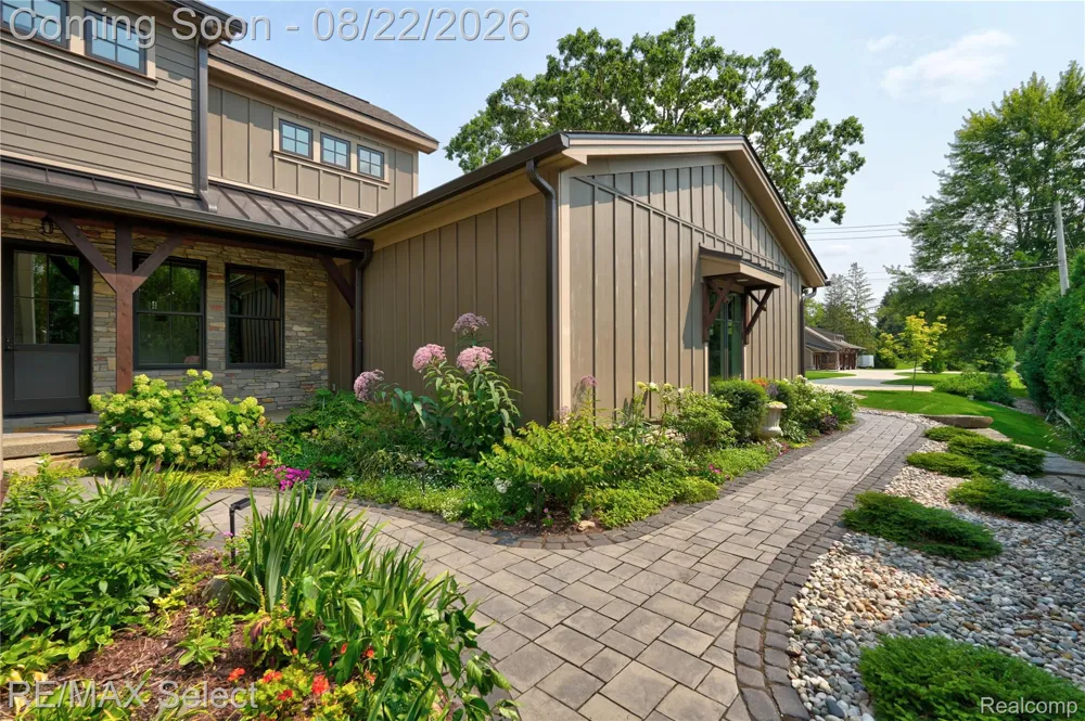 13500 ENID BOULEVARD Fenton Charter Township, MI 48430