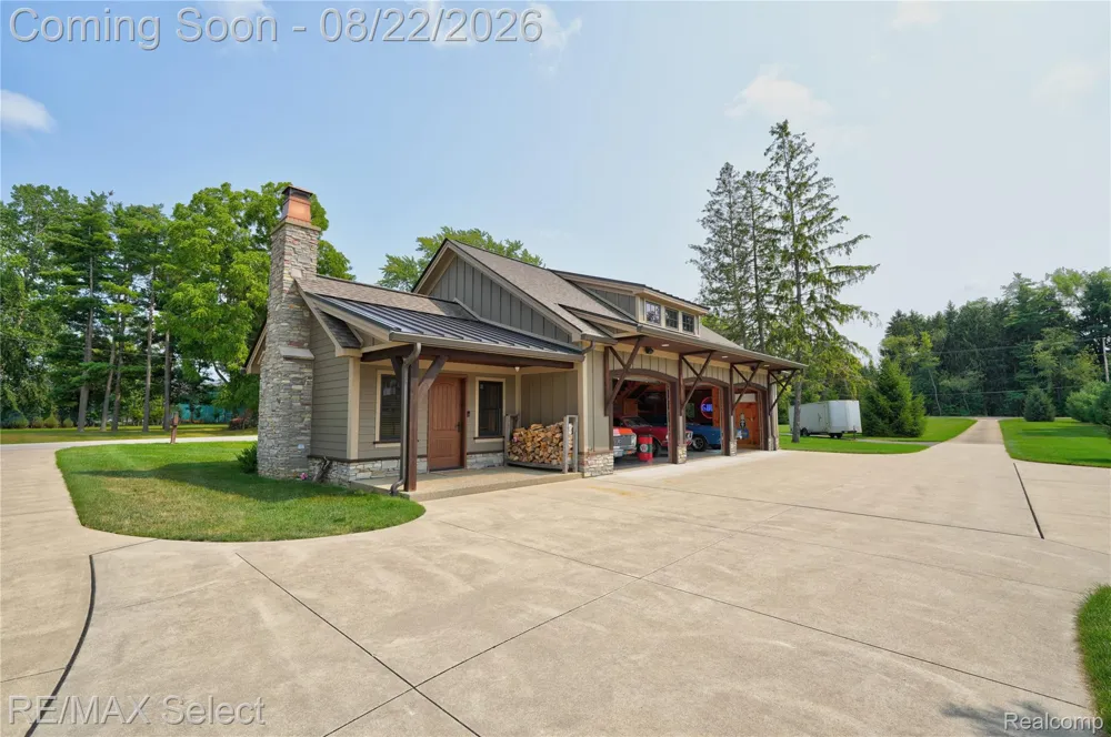 13500 ENID BOULEVARD Fenton Charter Township, MI 48430
