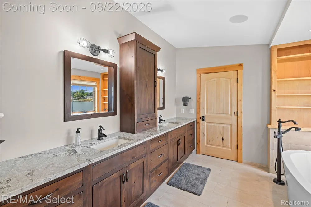 13500 ENID BOULEVARD Fenton Charter Township, MI 48430