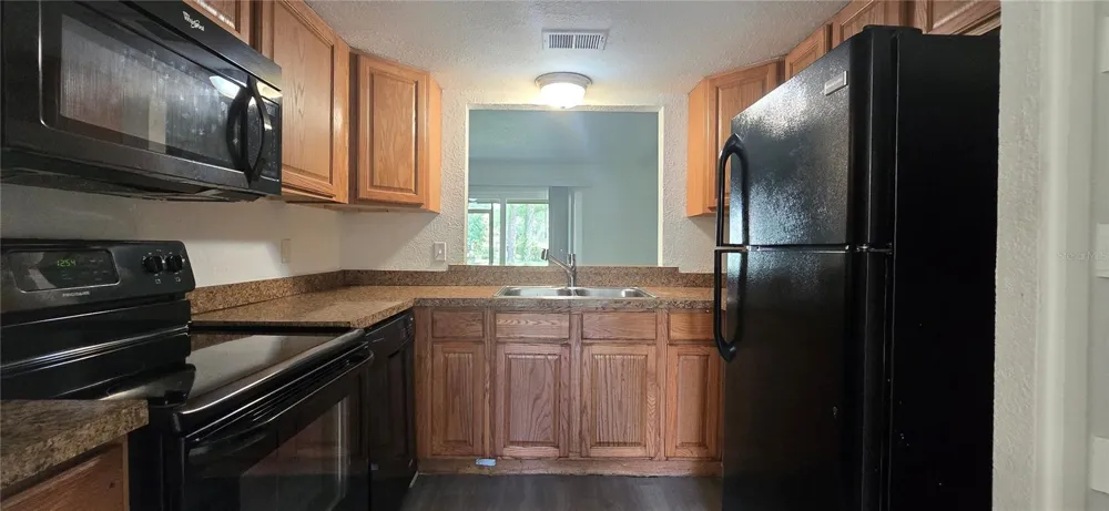 8849 S OLD KINGS RD #143 Jacksonville, FL 32257