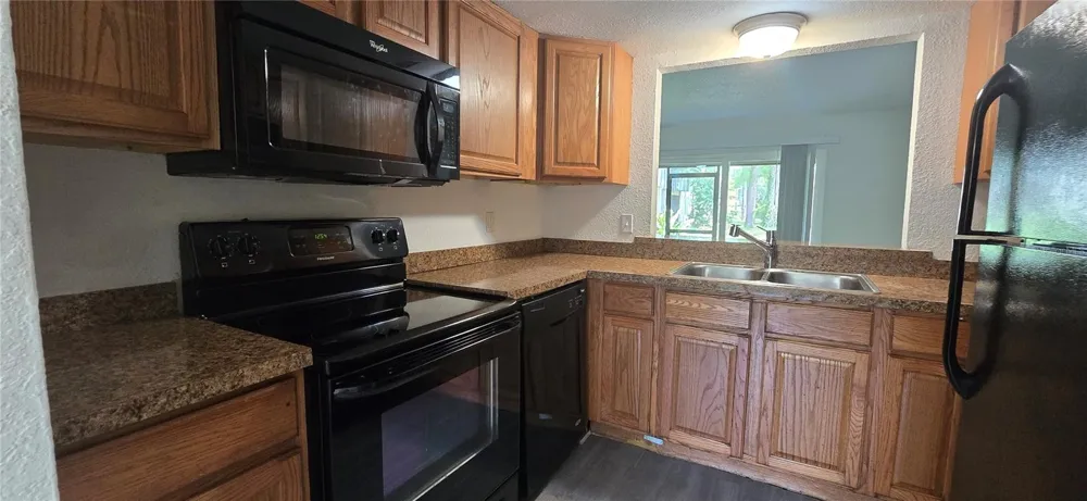 8849 S OLD KINGS RD #143 Jacksonville, FL 32257