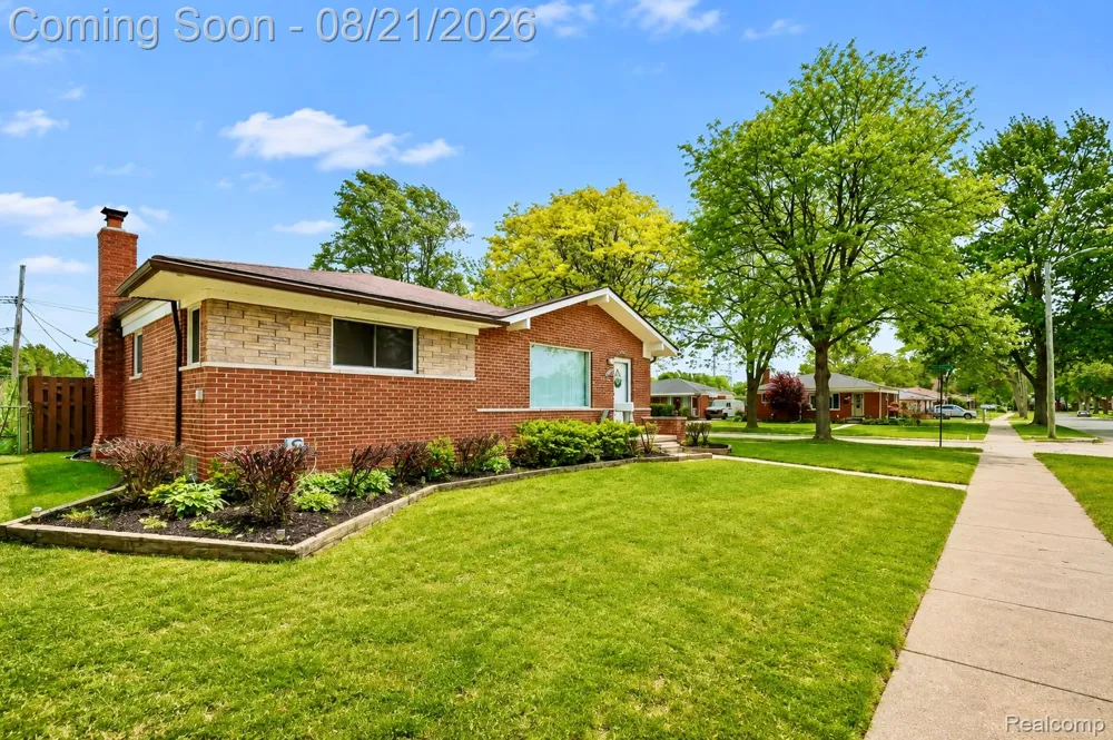 28326 Alden Street Madison Heights City, MI 48071