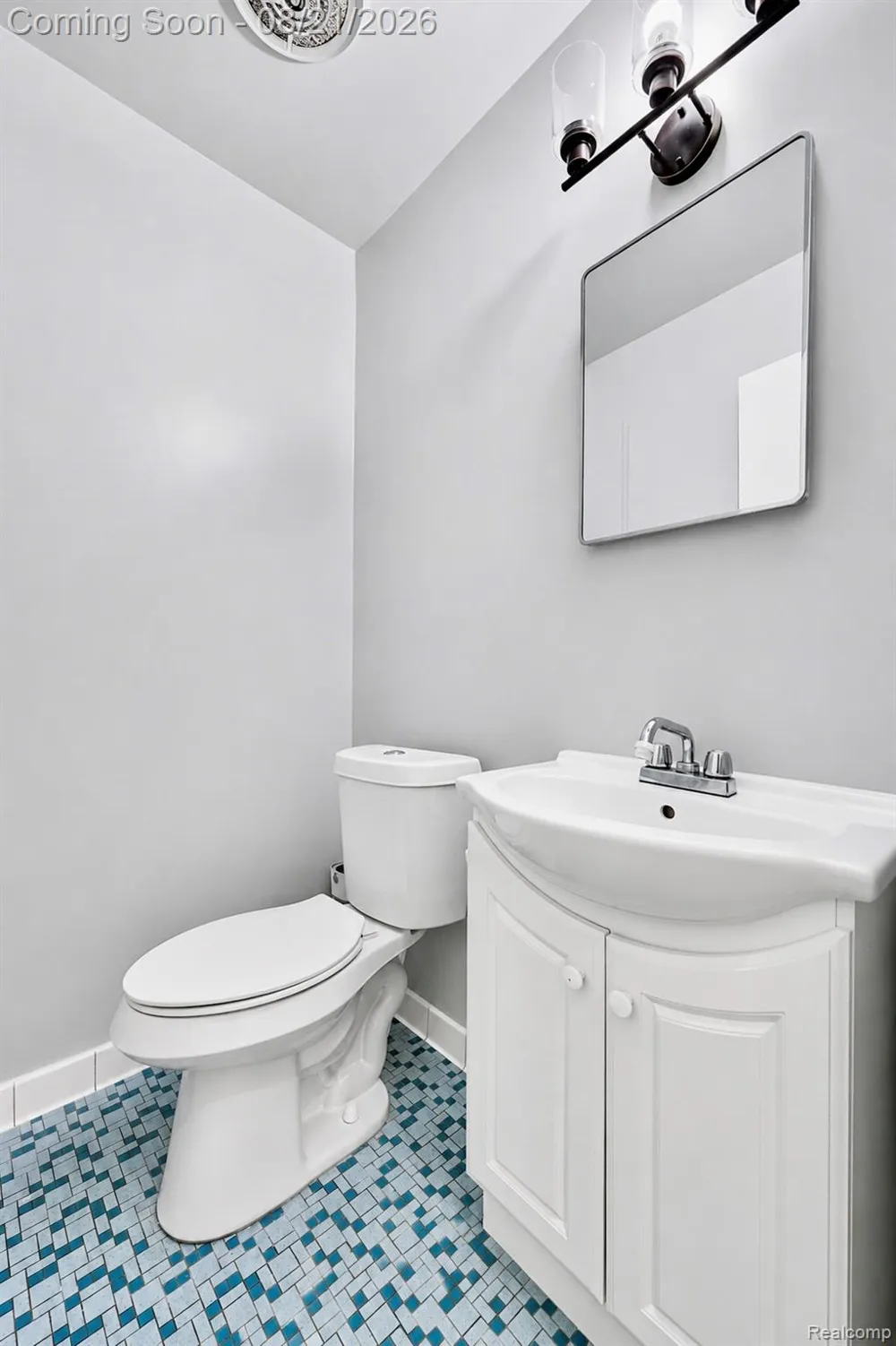 28326 Alden Street Madison Heights City, MI 48071