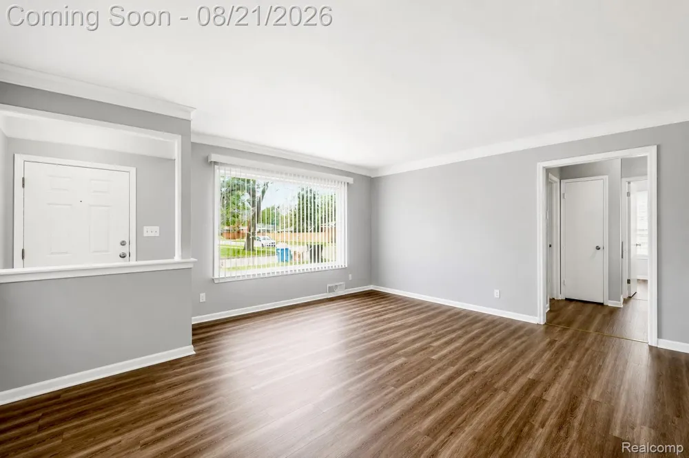 28326 Alden Street Madison Heights City, MI 48071