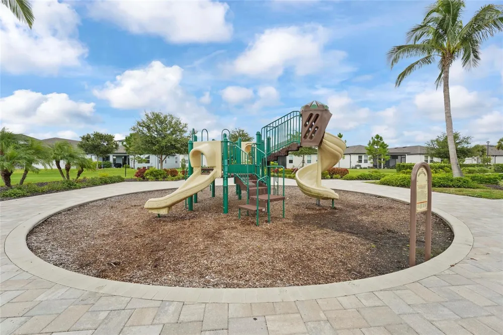 3541 SECLUDED COURT Sarasota, FL 34240