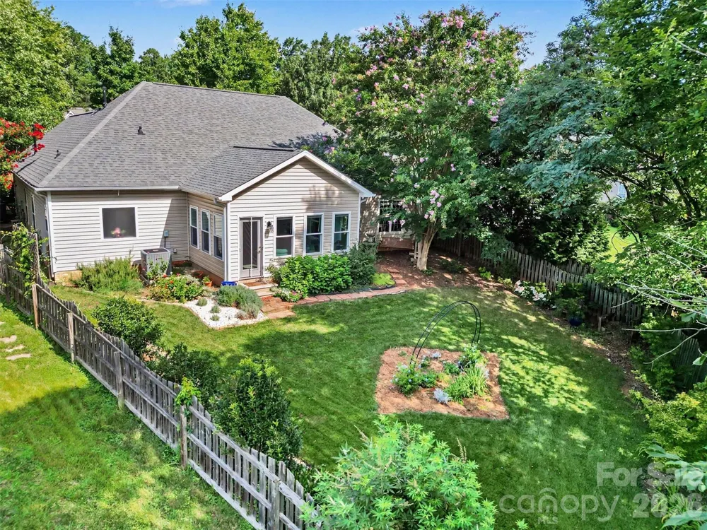 12034 Hampton Place Drive Charlotte, NC 28269