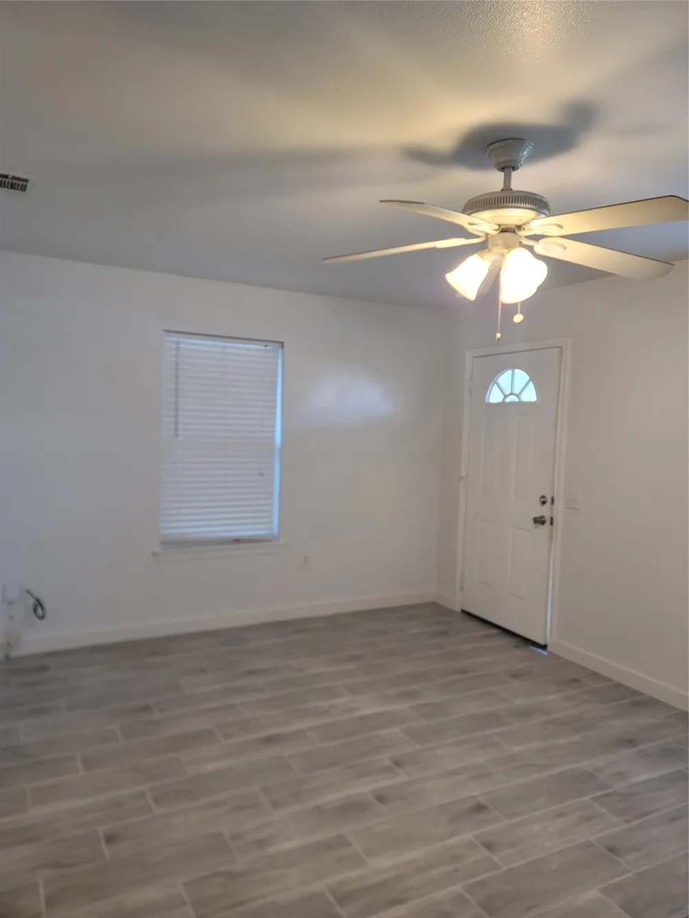 910 S Catherine Street Terrell, TX 75160
