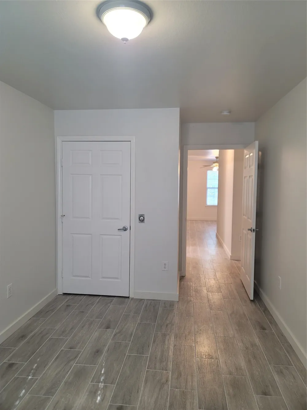 910 S Catherine Street Terrell, TX 75160