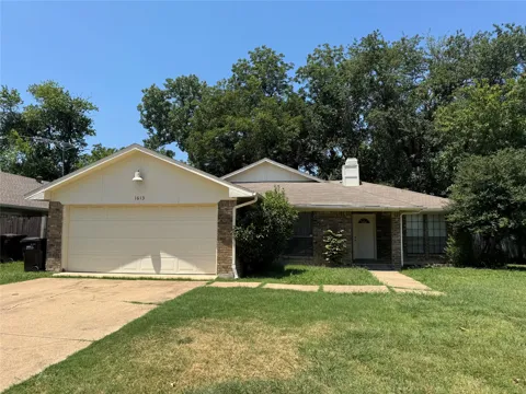 1613 Jasmine Lane