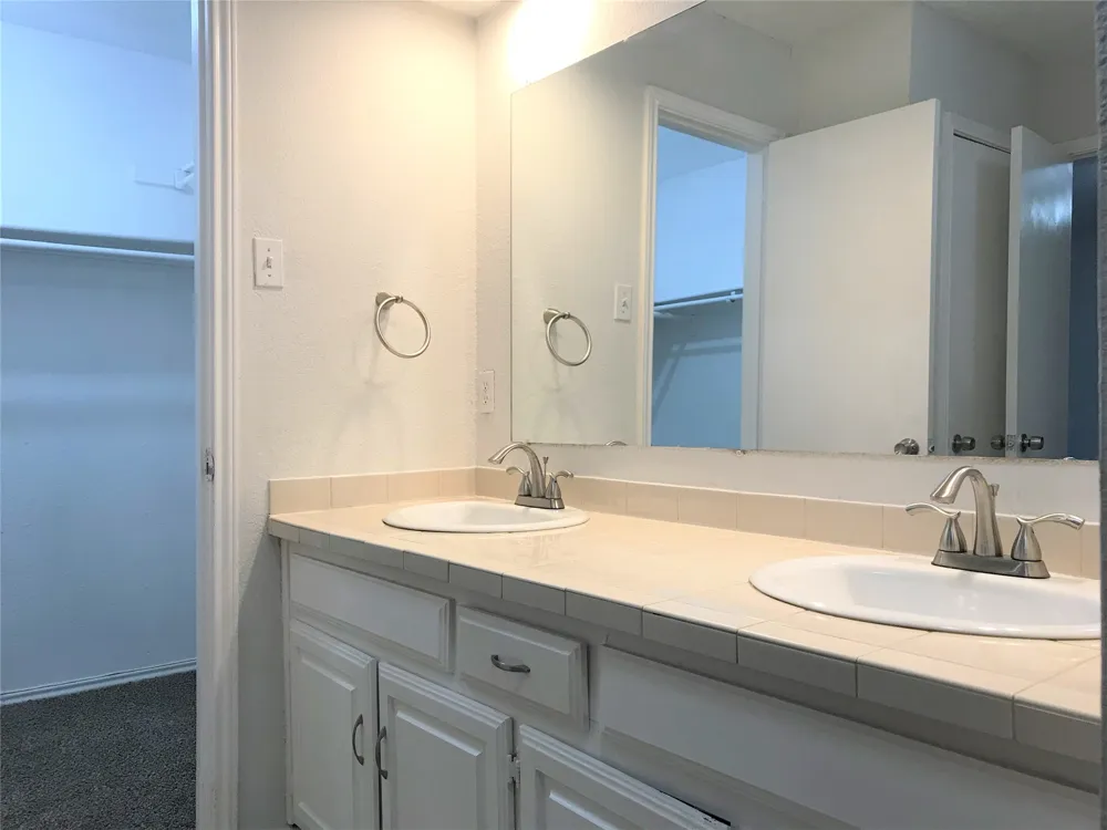 1613 Jasmine Lane Plano, TX 75074