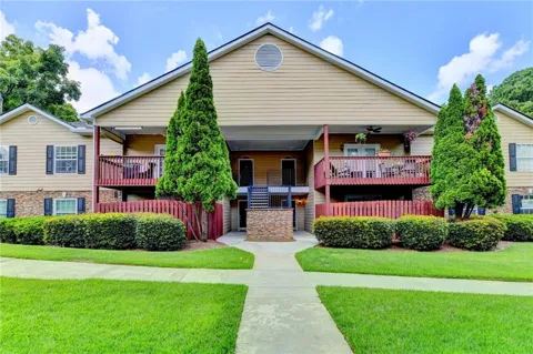702 Brighton Point