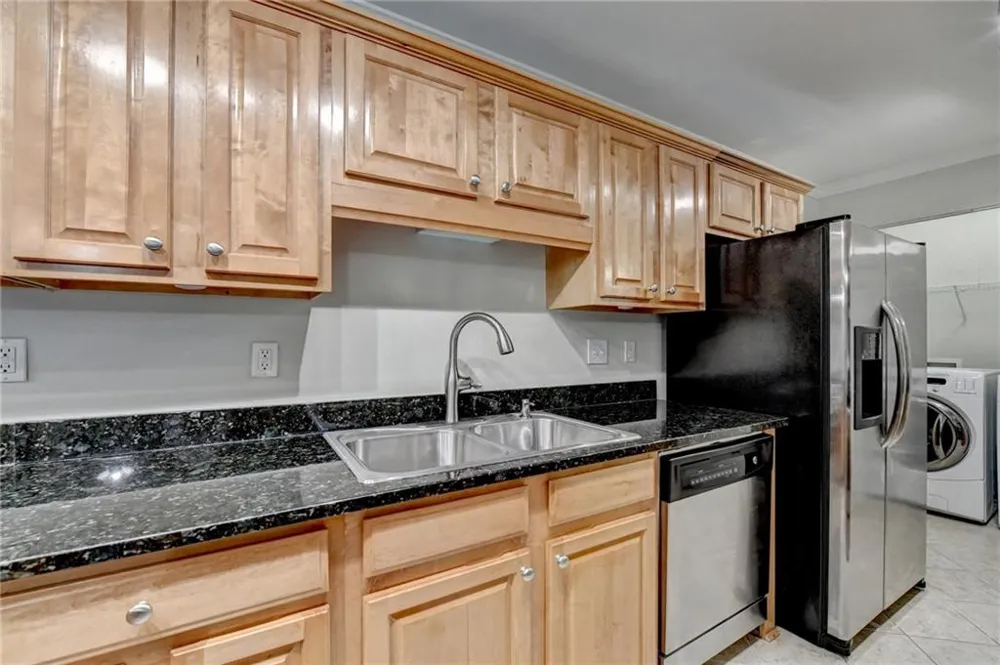 702 Brighton Point Sandy Springs, GA 30328