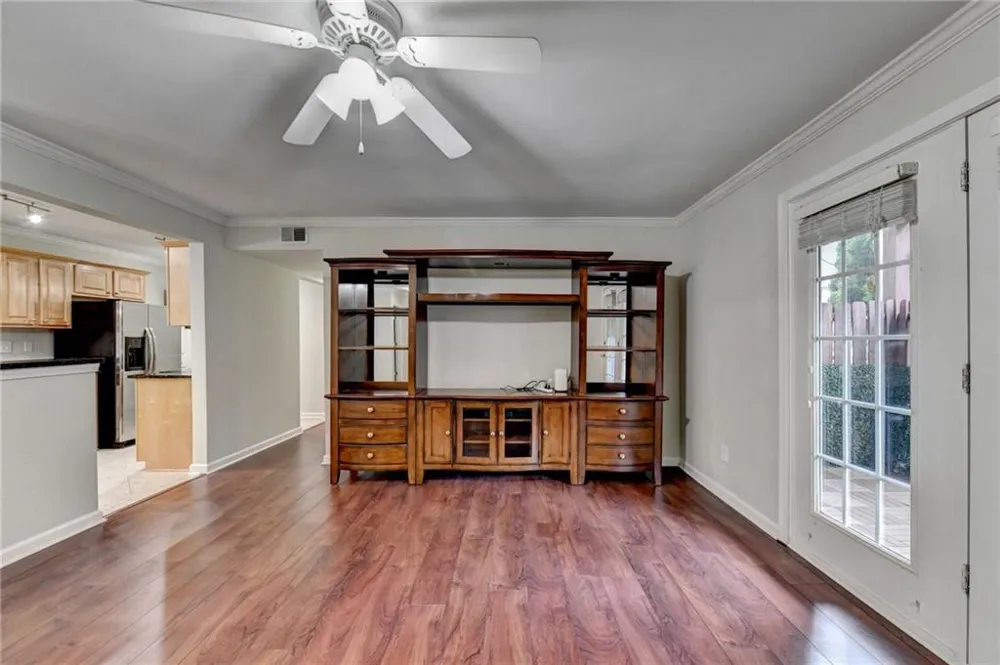 702 Brighton Point Sandy Springs, GA 30328