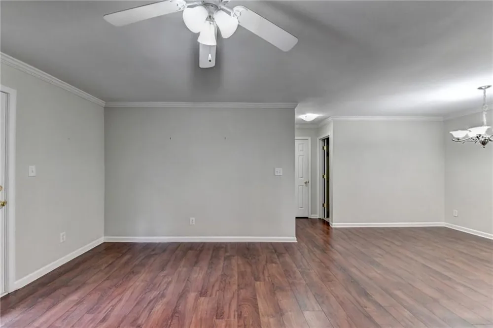 702 Brighton Point Sandy Springs, GA 30328