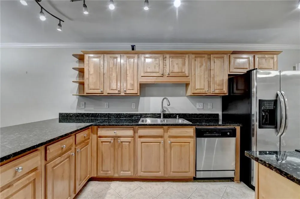 702 Brighton Point Sandy Springs, GA 30328
