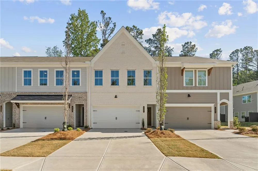 688 Sunstone Lane Lawrenceville, GA 30043