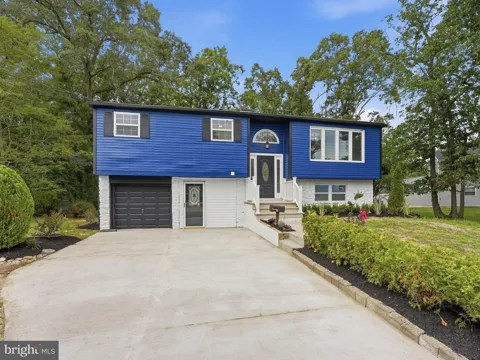 33 BRIARCLIFF ROAD