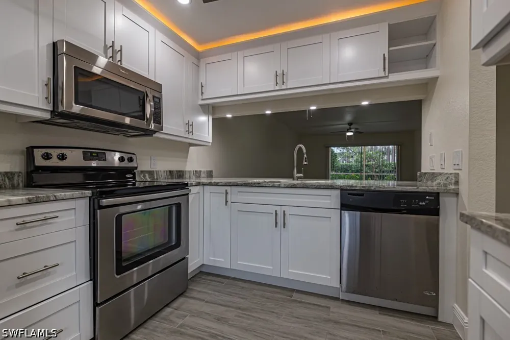 Kings Lake Boulevard #102 Naples, FL 34112