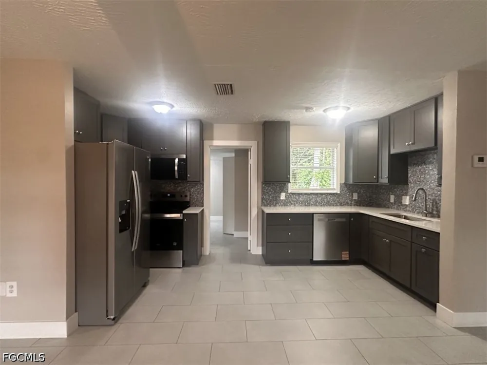 Moreno Avenue Fort Myers, FL 33901