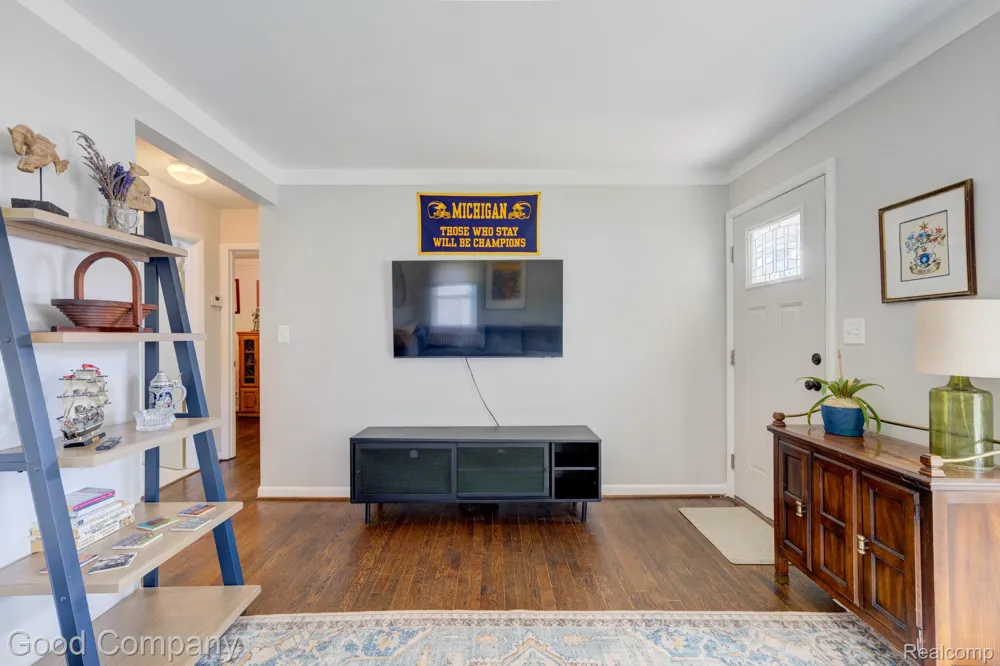 421 Channing Street Ferndale City, MI 48220