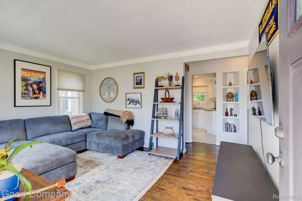 421 Channing Street Ferndale City, MI 48220