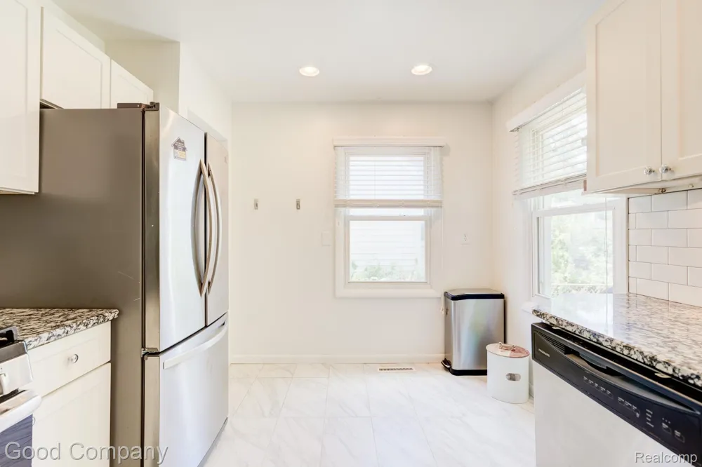 421 Channing Street Ferndale City, MI 48220