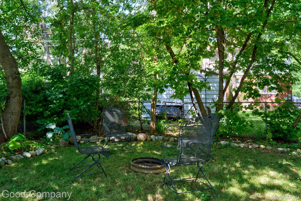 421 Channing Street Ferndale City, MI 48220