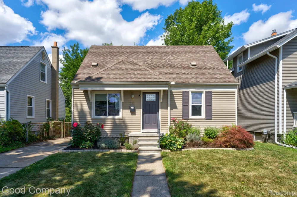 421 Channing Street Ferndale City, MI 48220