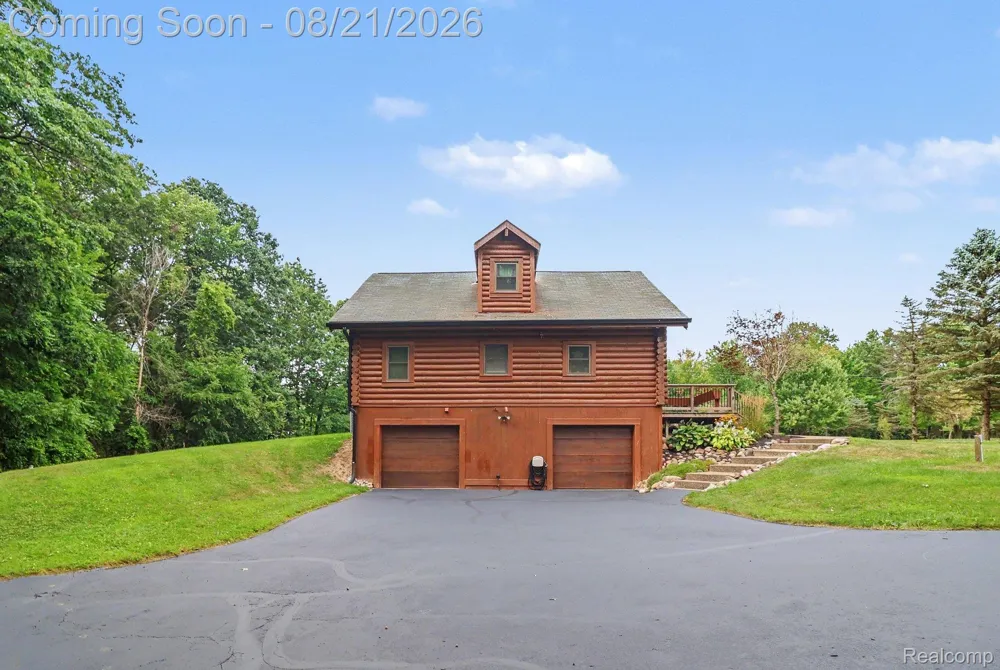 11412 Germany Road Tyrone Township, MI 48430