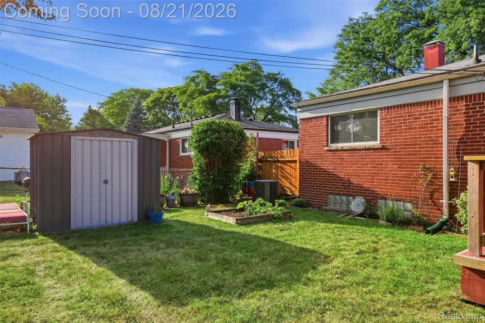 38477 Ann Arbor Trail Livonia City, MI 48150