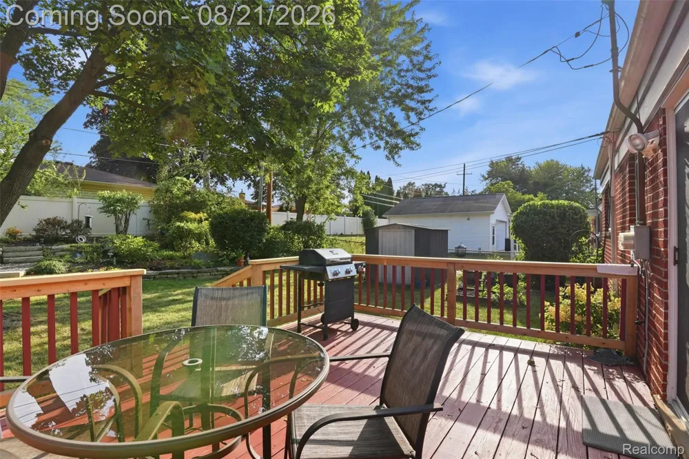 38477 Ann Arbor Trail Livonia City, MI 48150