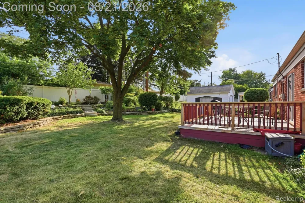 38477 Ann Arbor Trail Livonia City, MI 48150