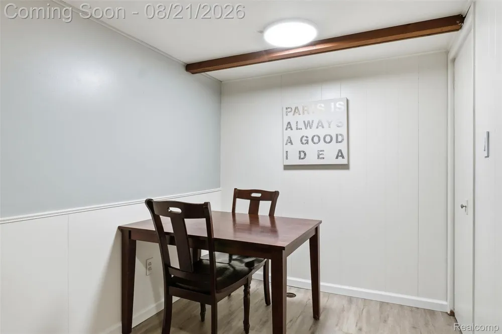 38477 Ann Arbor Trail Livonia City, MI 48150