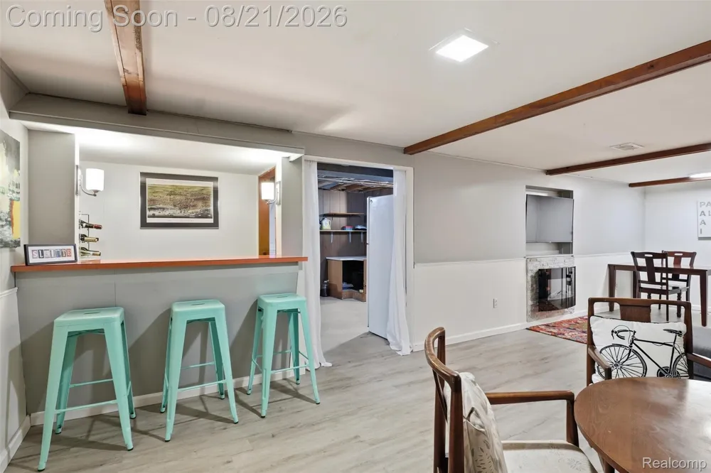 38477 Ann Arbor Trail Livonia City, MI 48150