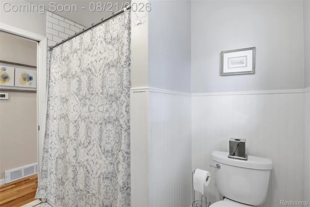 38477 Ann Arbor Trail Livonia City, MI 48150