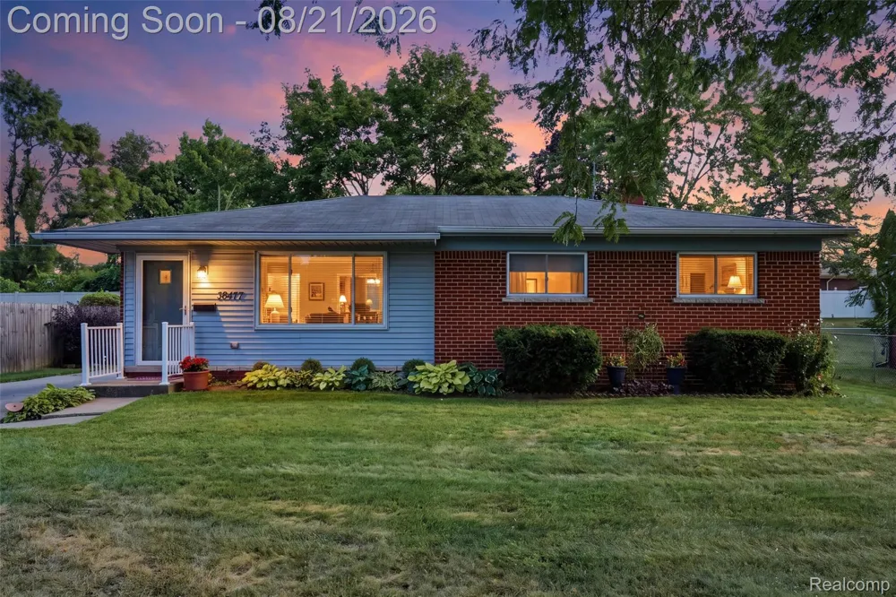 38477 Ann Arbor Trail Livonia City, MI 48150