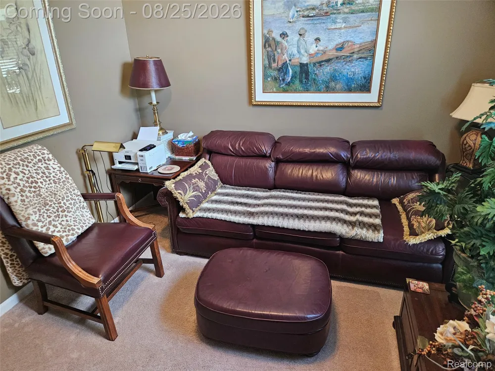20578 Hillsboro Drive Macomb Township, MI 48044