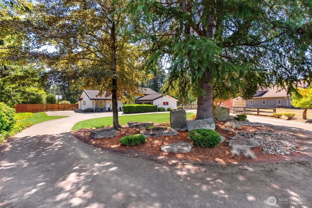 25717 SE 398th Street Enumclaw, WA 98022